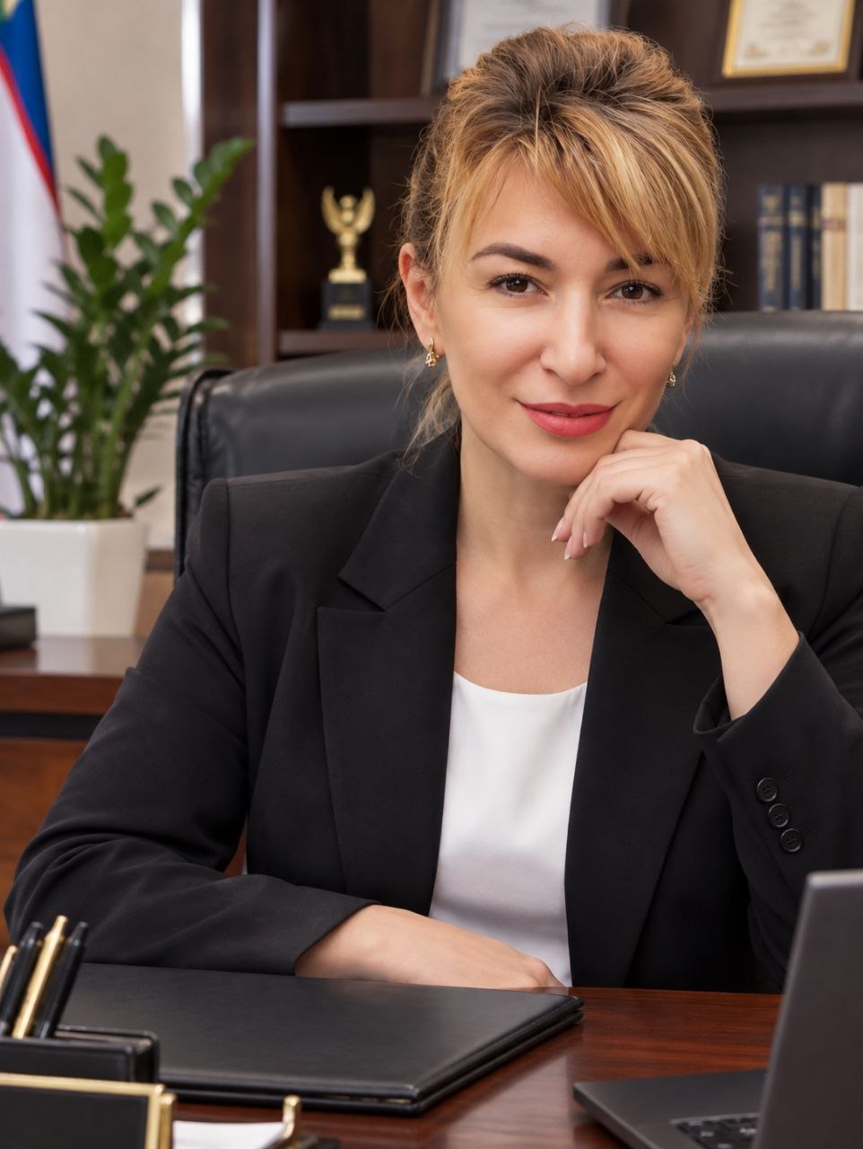 Алич Фатма Меметовна — Директор
